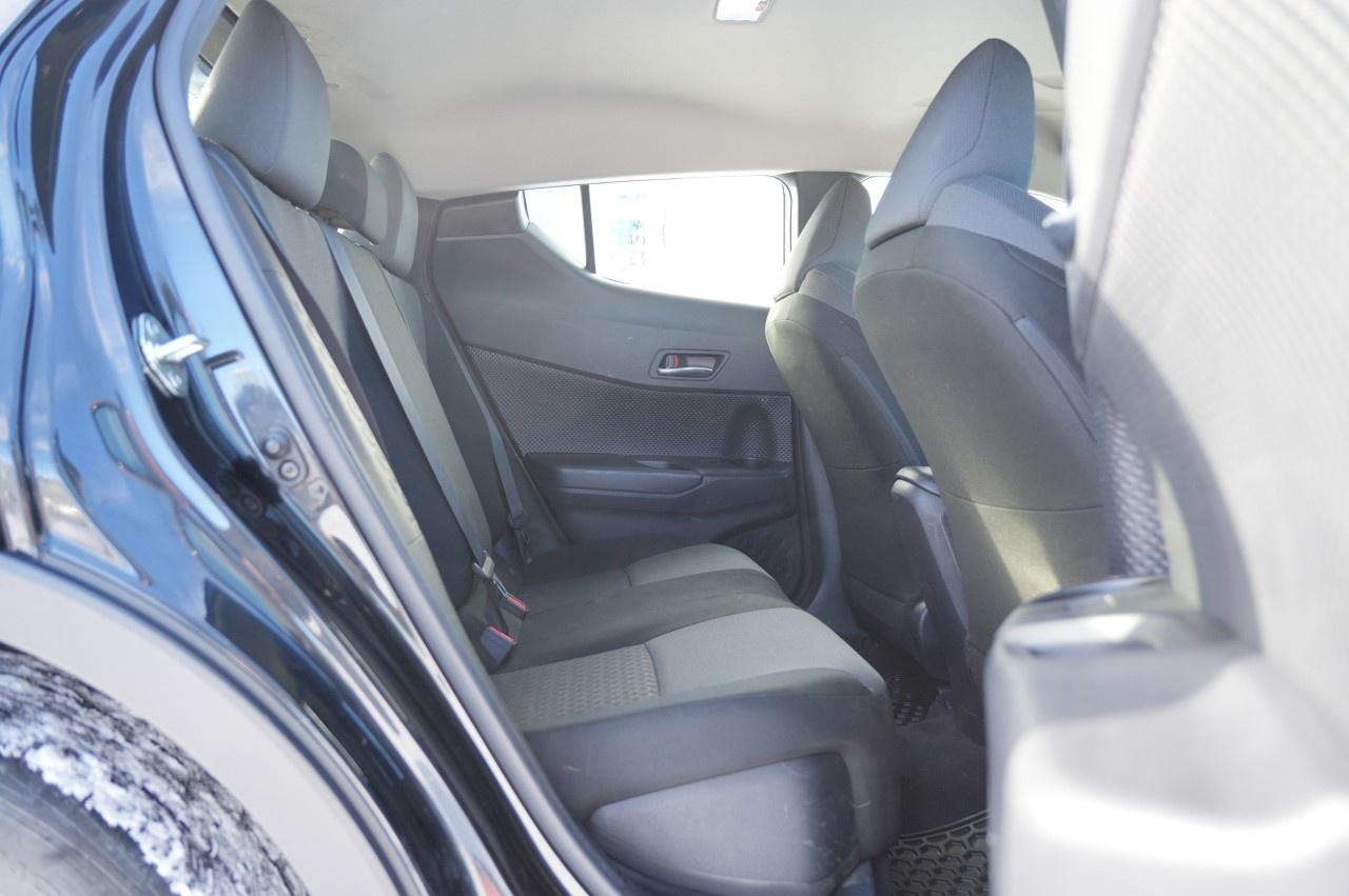 2021 Toyota C-HR LE FWD Photo