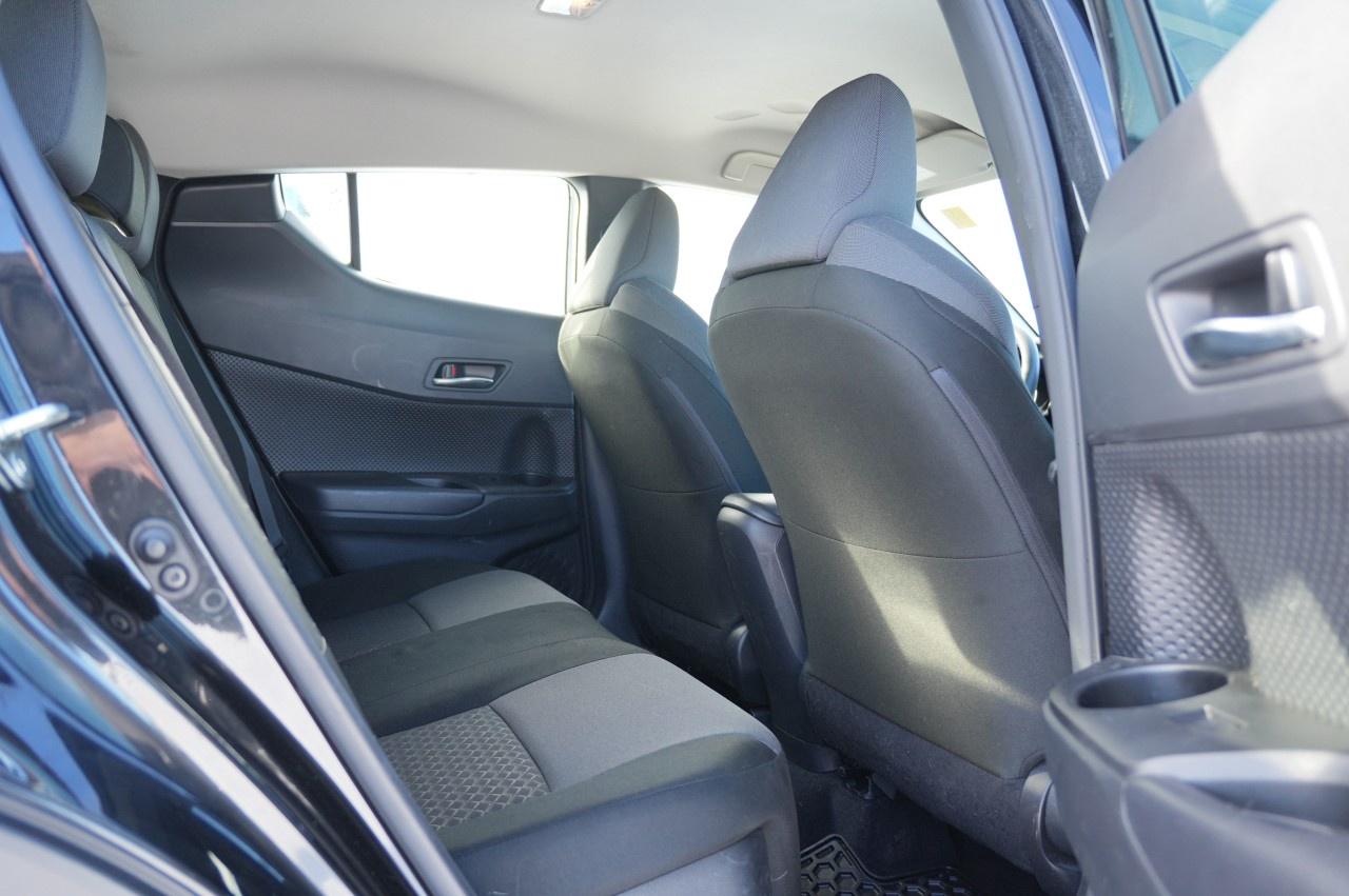 2021 Toyota C-HR LE FWD Photo