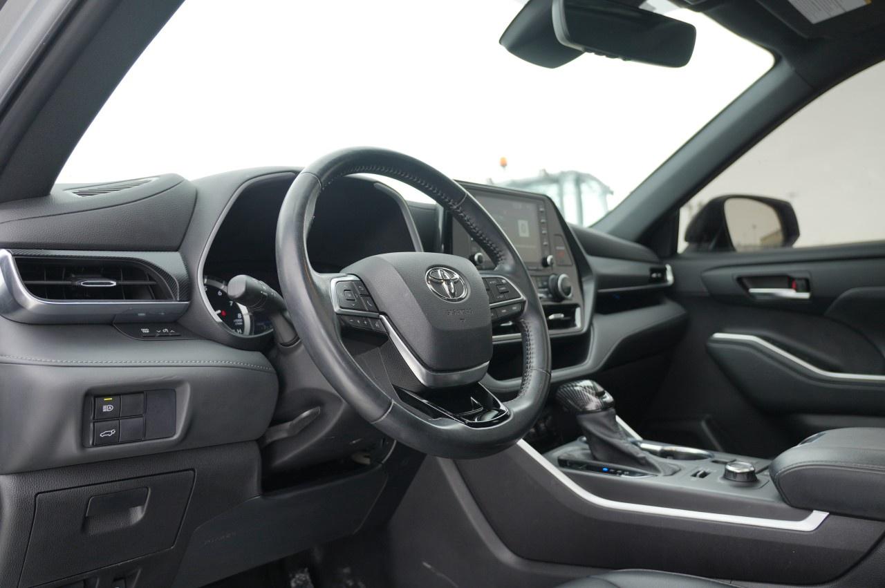 2021 Toyota Highlander XSE AWD Photo