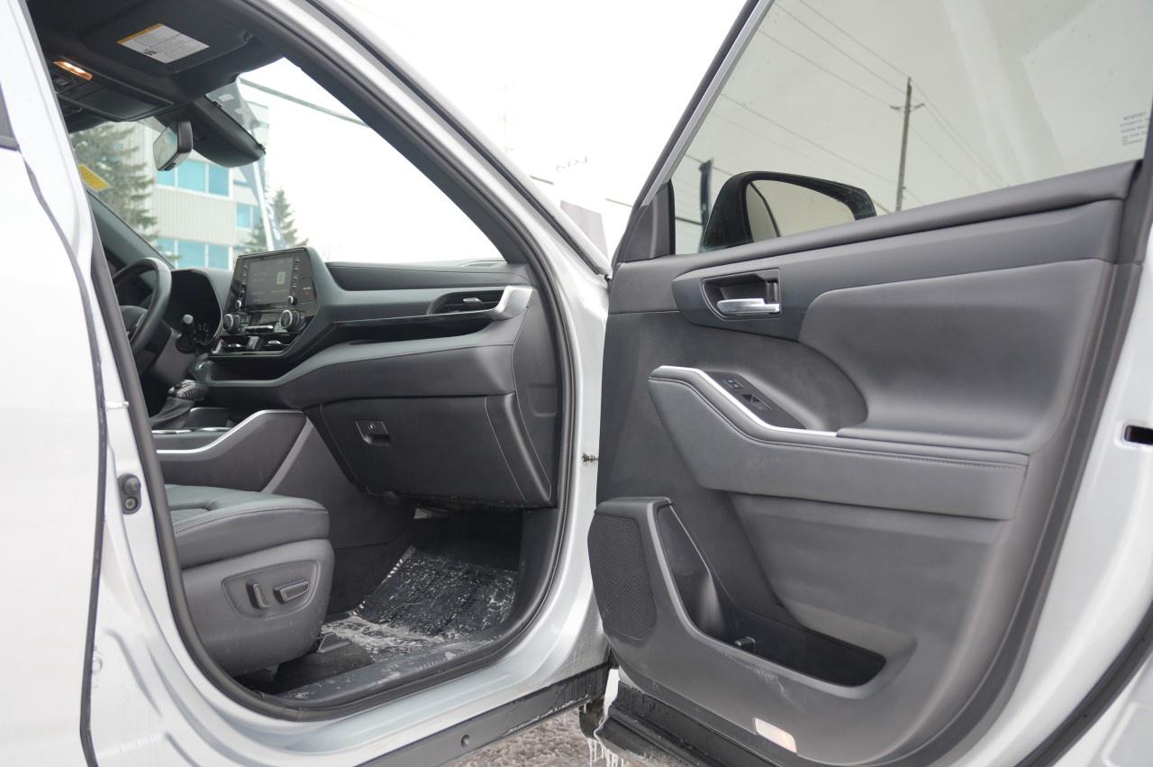 2021 Toyota Highlander XSE AWD Photo