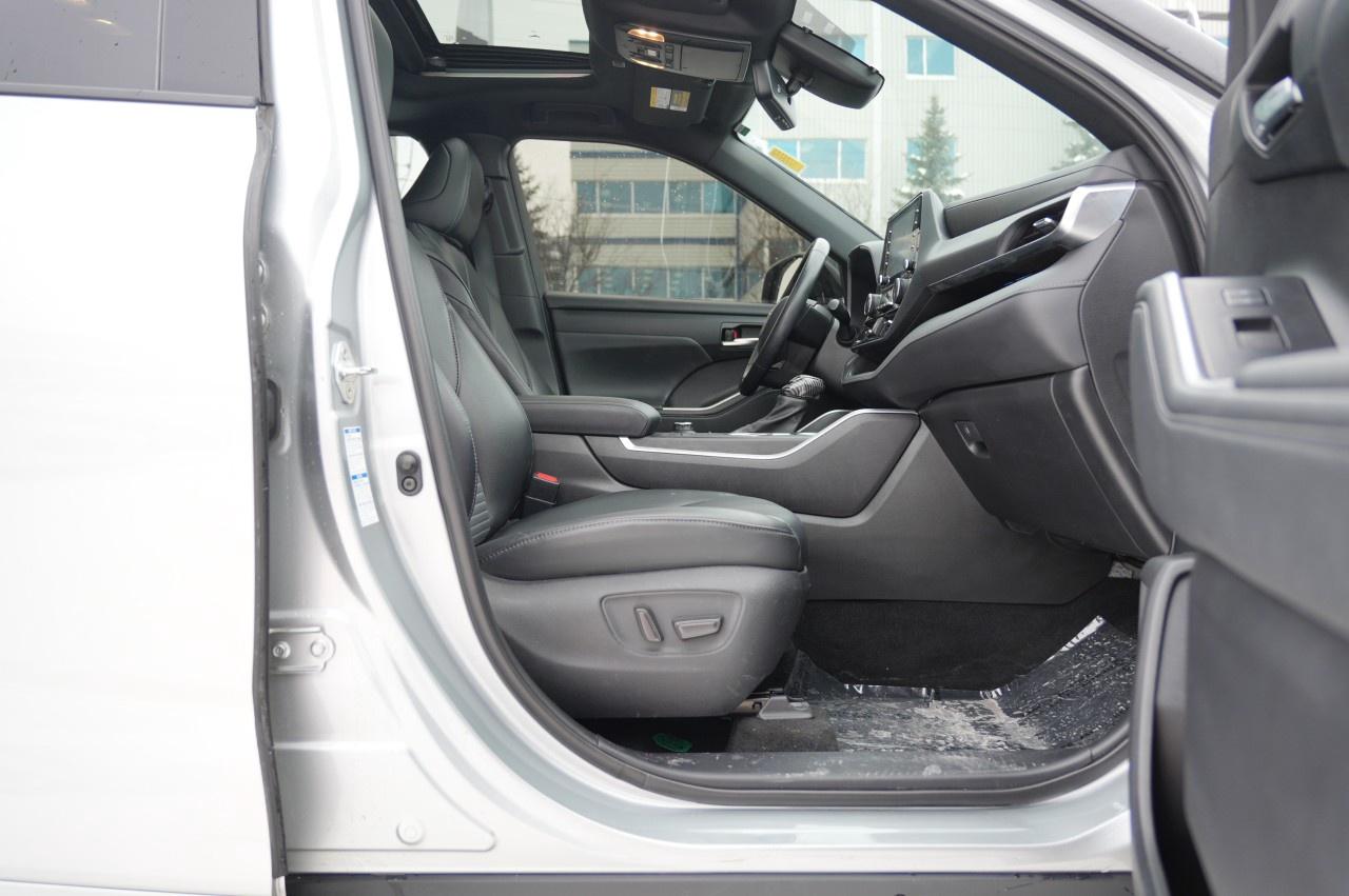 2021 Toyota Highlander XSE AWD Photo