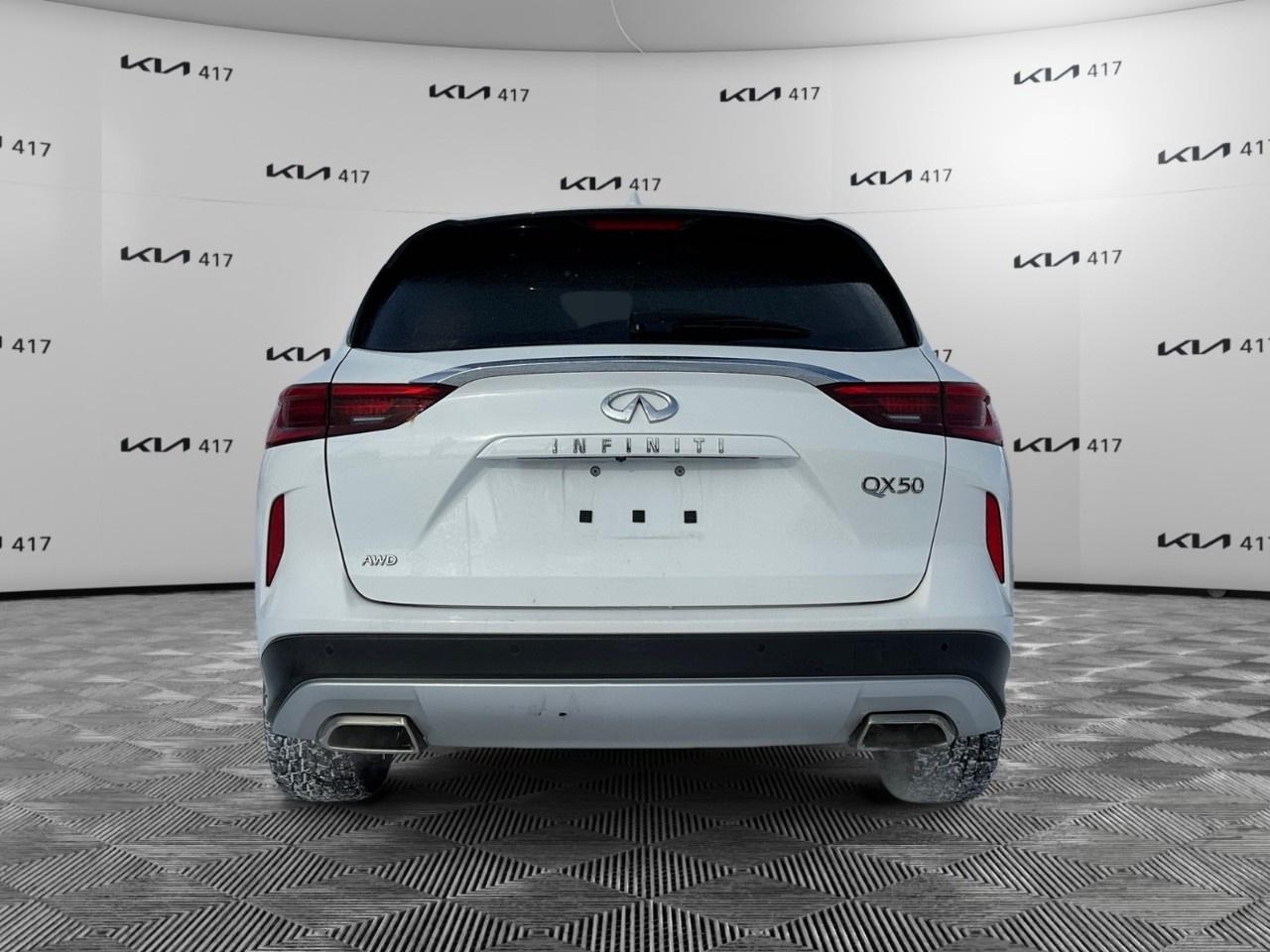 2019 Infiniti QX50 Essential Awd Photo3