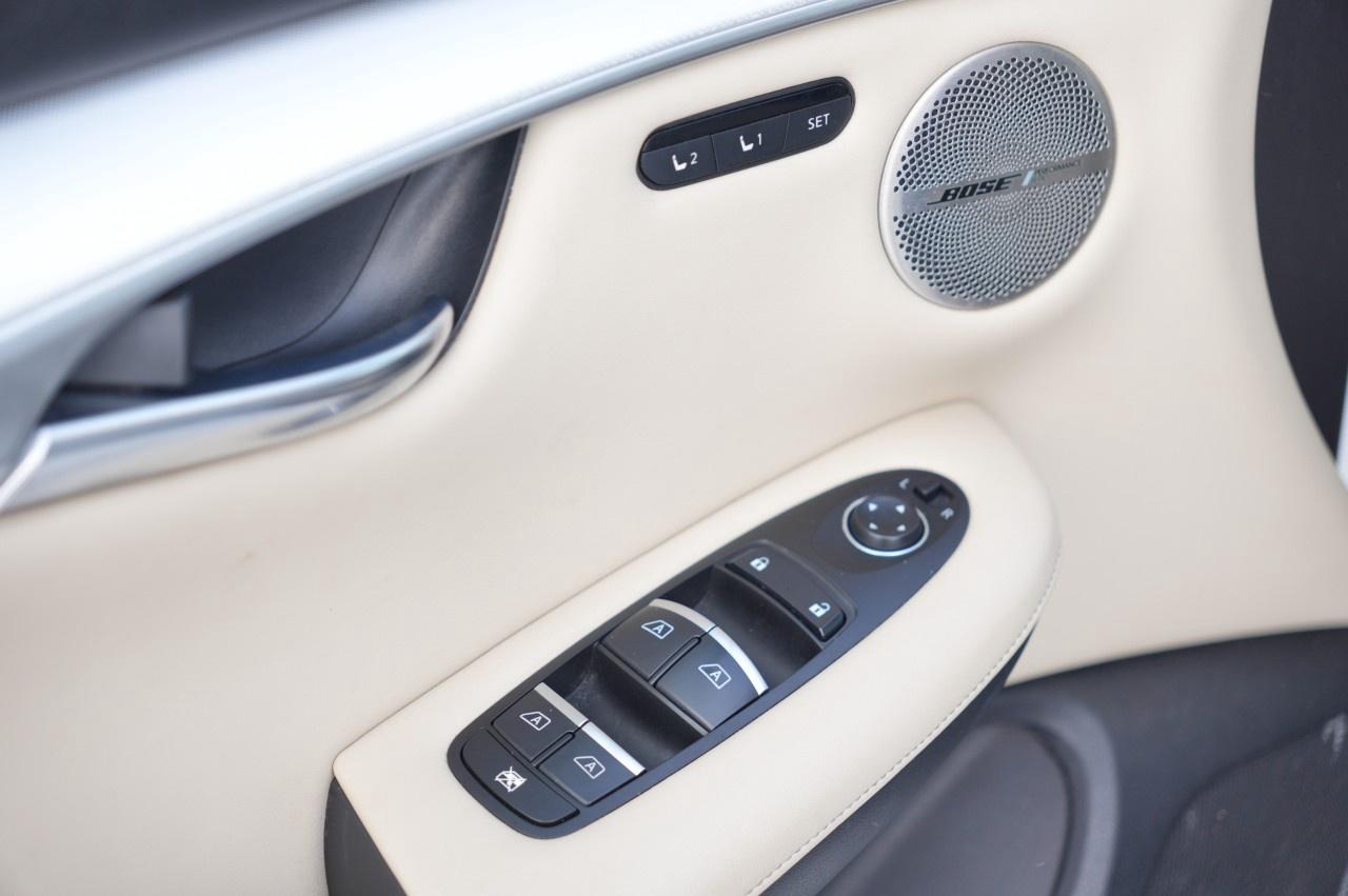 2019 Infiniti QX50 Essential Awd Photo