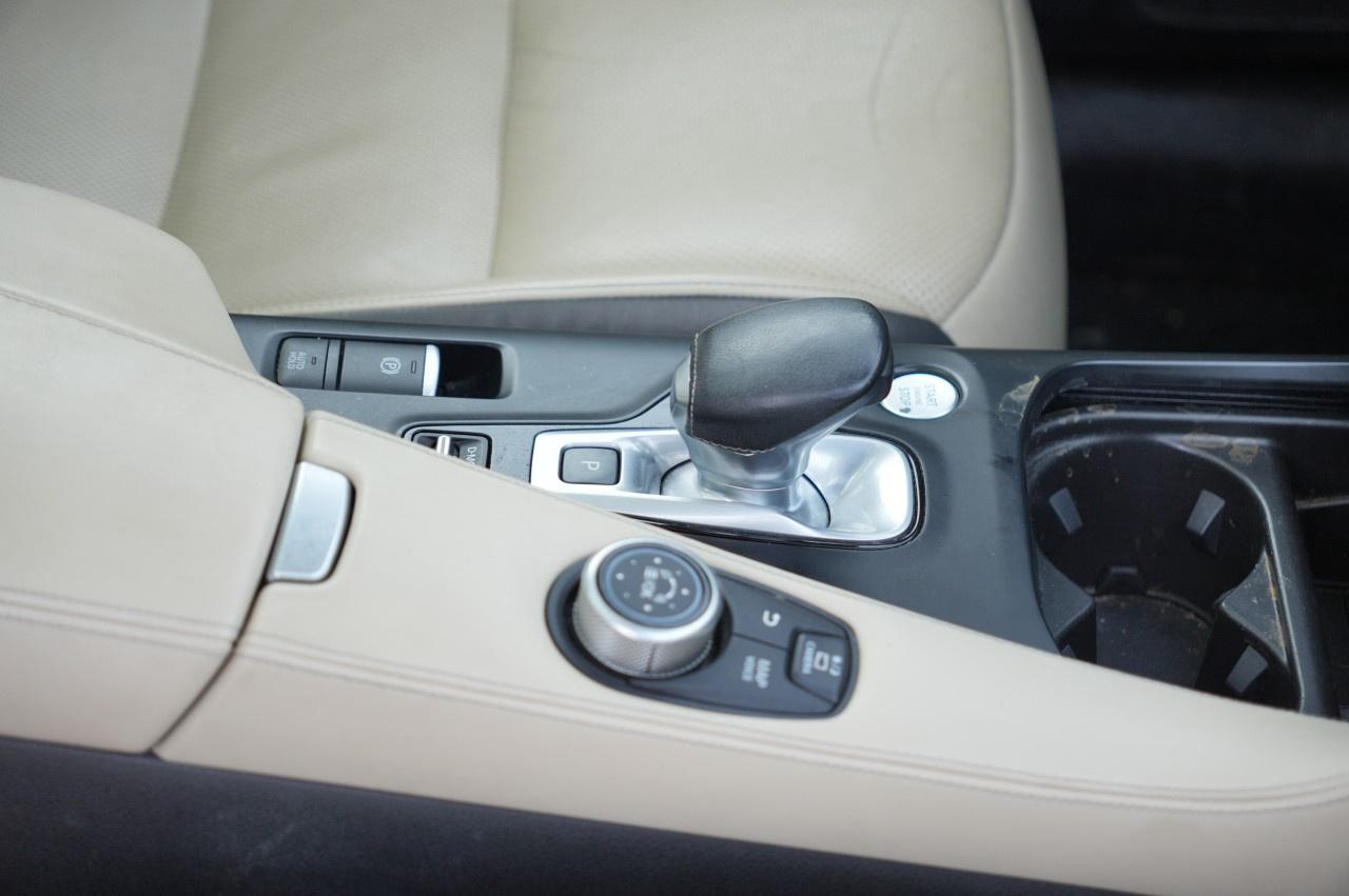 2019 Infiniti QX50 Essential Awd Photo