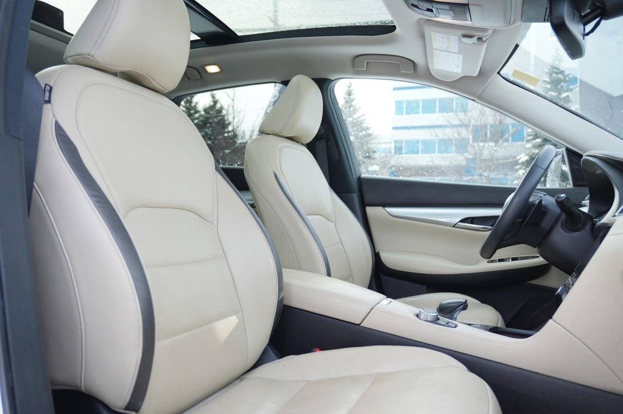 2019 Infiniti QX50 Essential Awd Photo