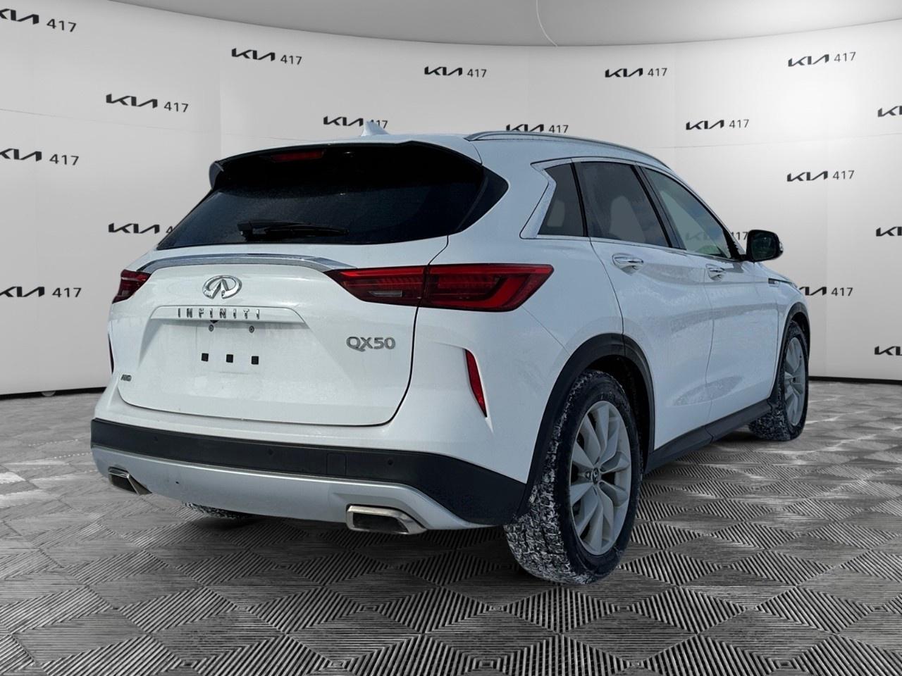 2019 Infiniti QX50 Essential Awd Photo4