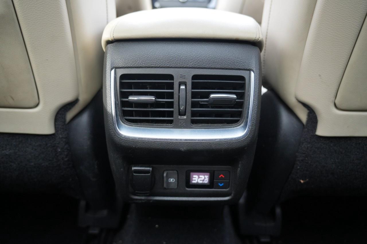 2019 Infiniti QX50 Essential Awd Photo