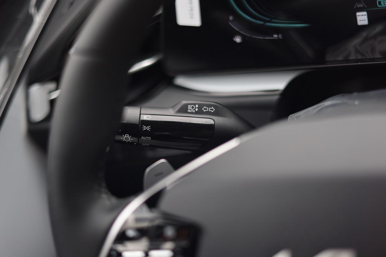 2026 Kia NIRO EX FWD Photo