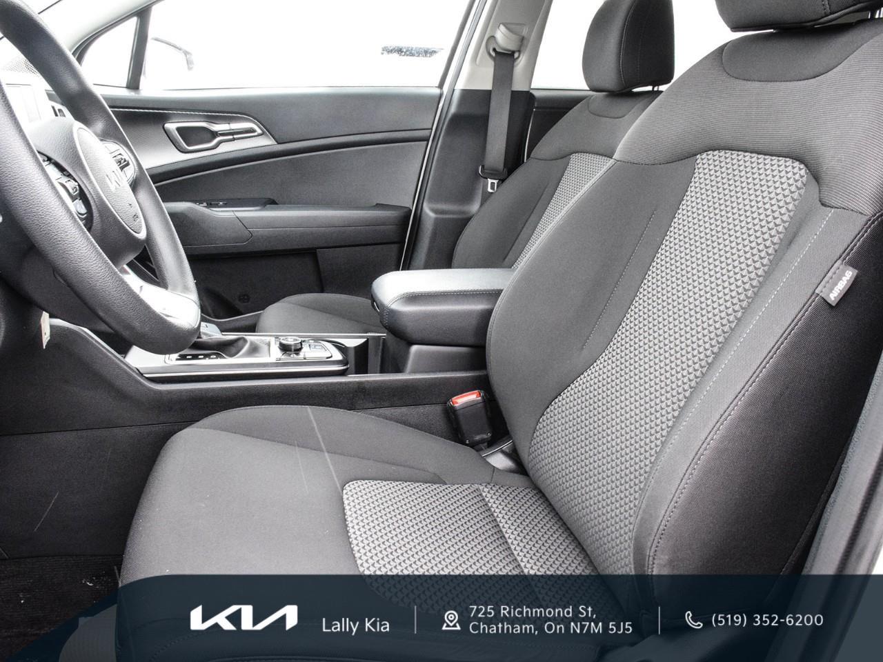 2023 Kia Sportage LX New Arrival | Lease Return | Clean CarFax | Heated Seats Photo
