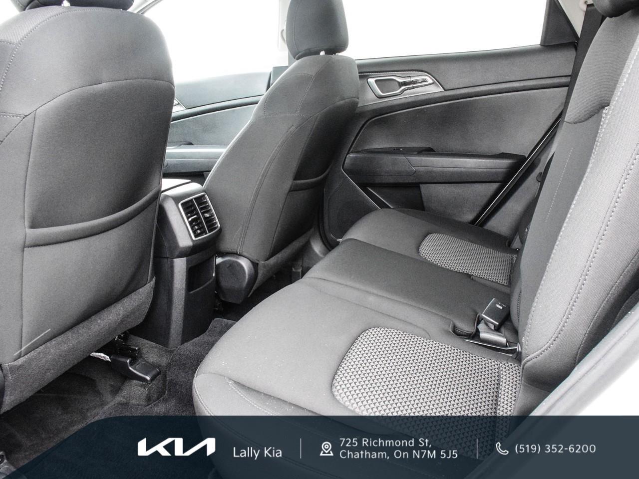 2023 Kia Sportage LX New Arrival | Lease Return | Clean CarFax | Heated Seats Photo