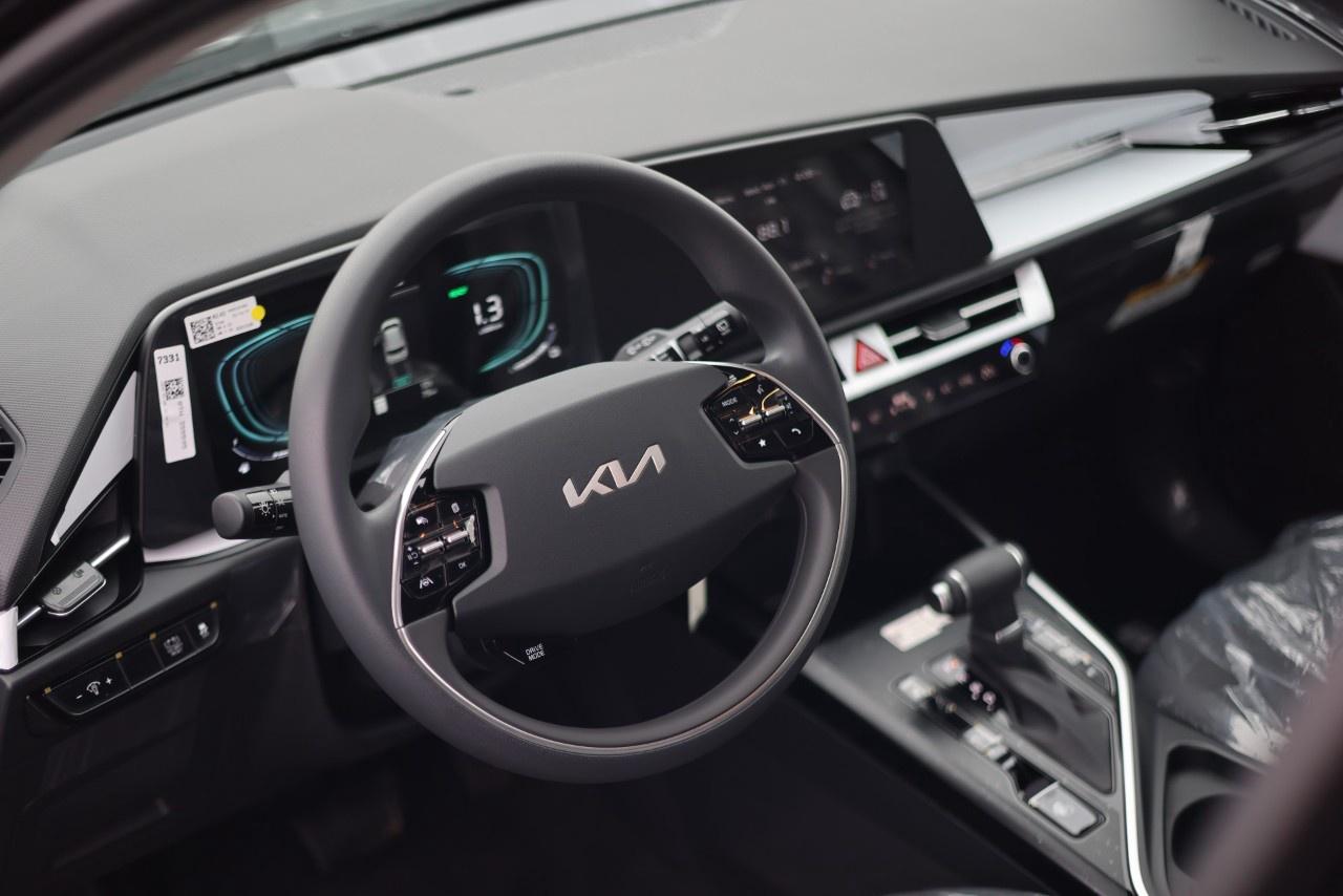 2026 Kia NIRO LX FWD Photo