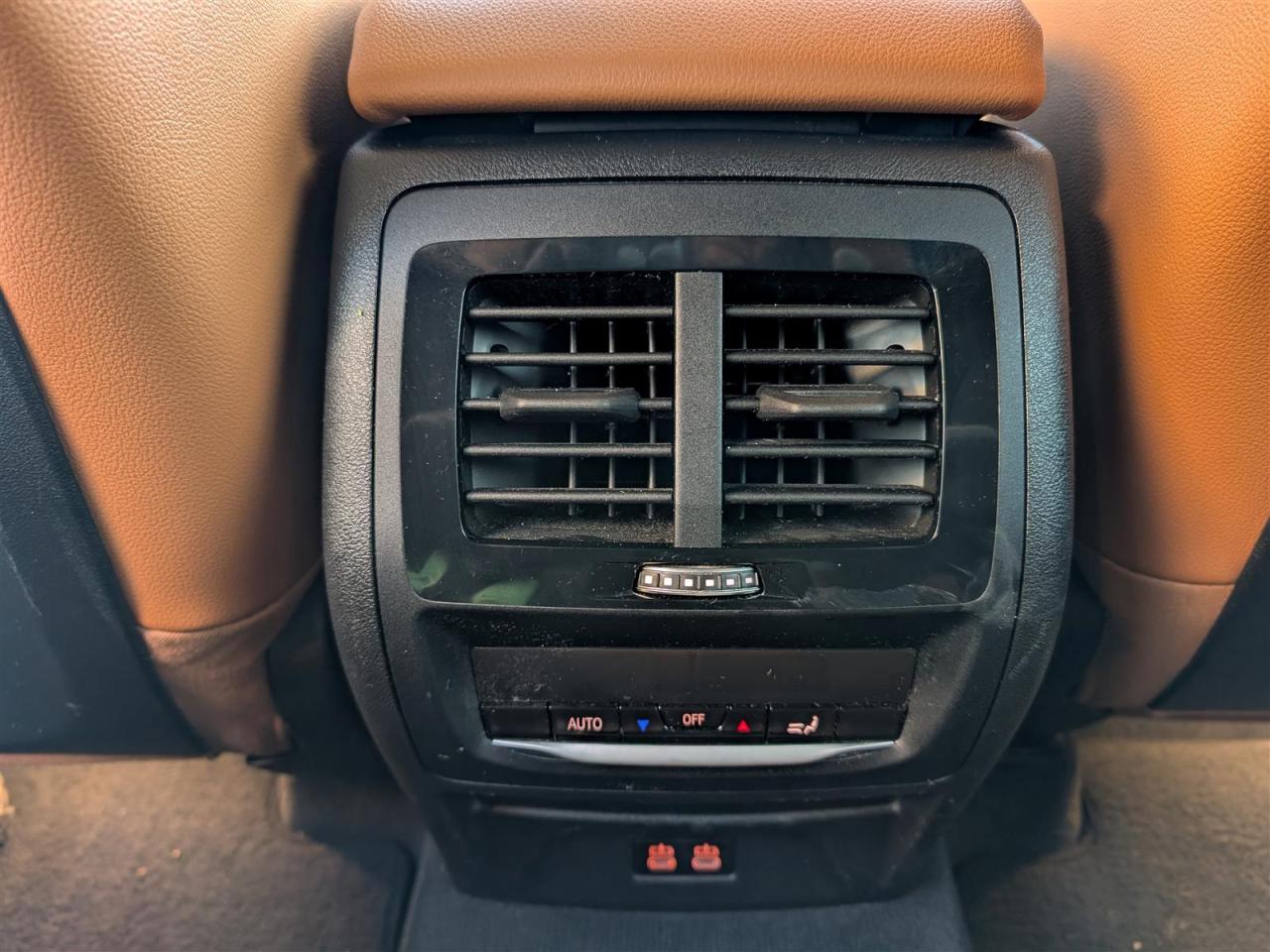 2022 BMW X3 xDrive30i - NAVI - PANO ROOF - REVERSE CAM Photo