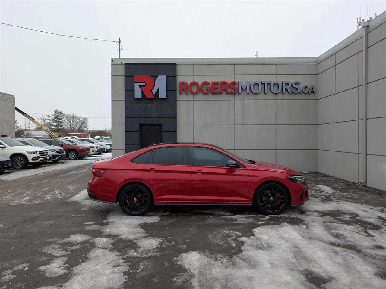 2022 Volkswagen Jetta GLI - SUNROOF - NAVI - LEATHER - TECH FEATS Photo