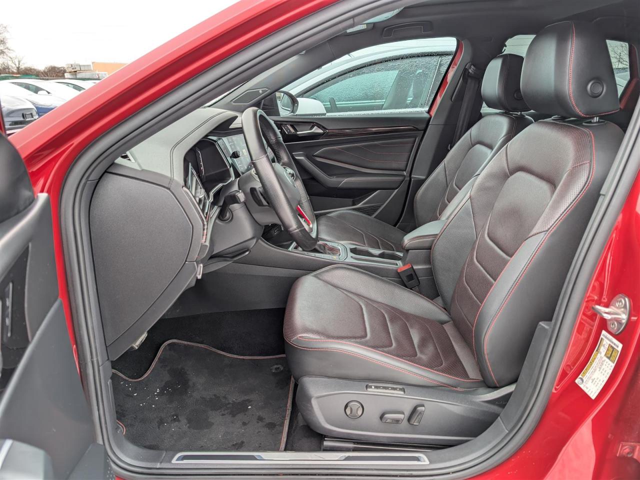 2022 Volkswagen Jetta GLI - SUNROOF - NAVI - LEATHER - TECH FEATS Photo