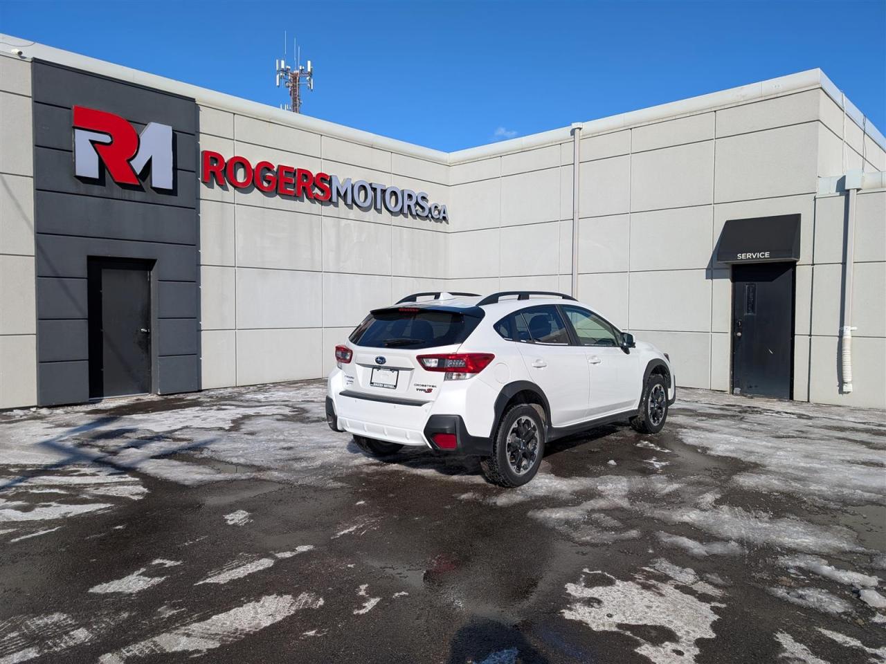 2021 Subaru XV Crosstrek SPORT AWD - SUNROOF - HTD SEATS - TECH FEATS Photo