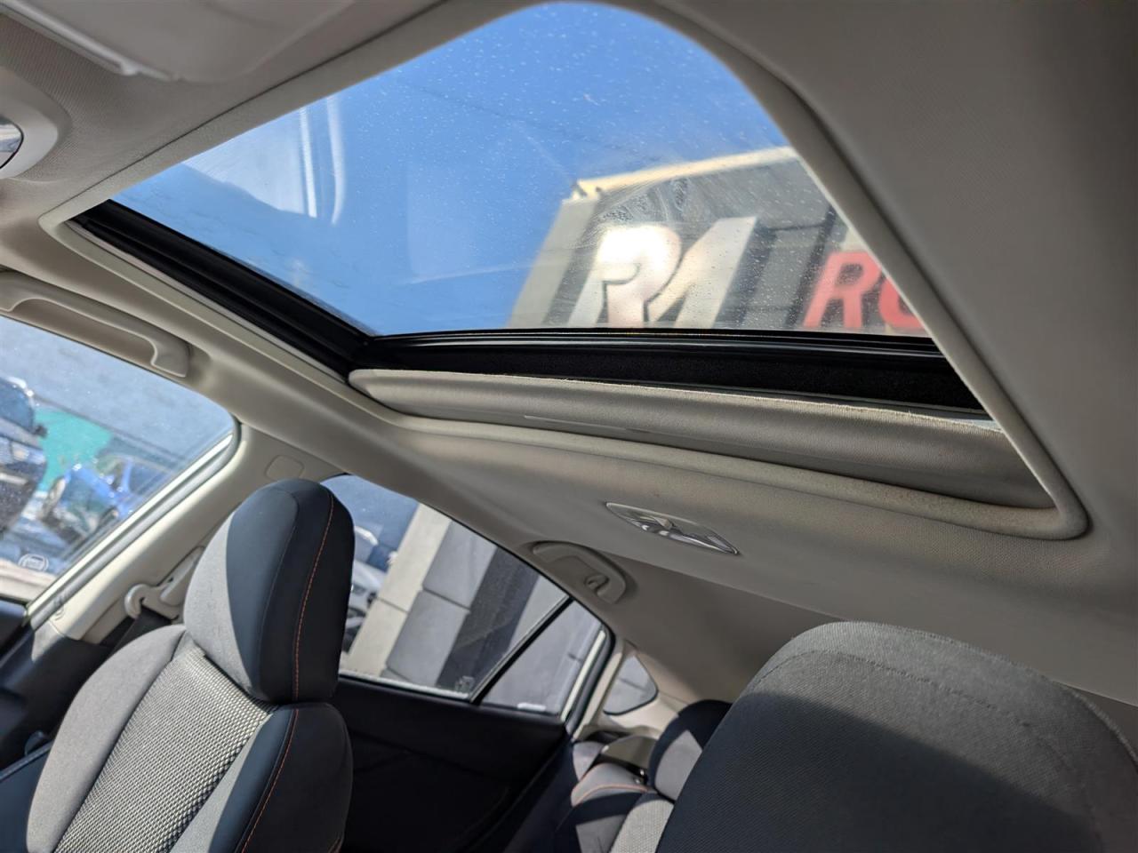 2021 Subaru XV Crosstrek SPORT AWD - SUNROOF - HTD SEATS - TECH FEATS Photo