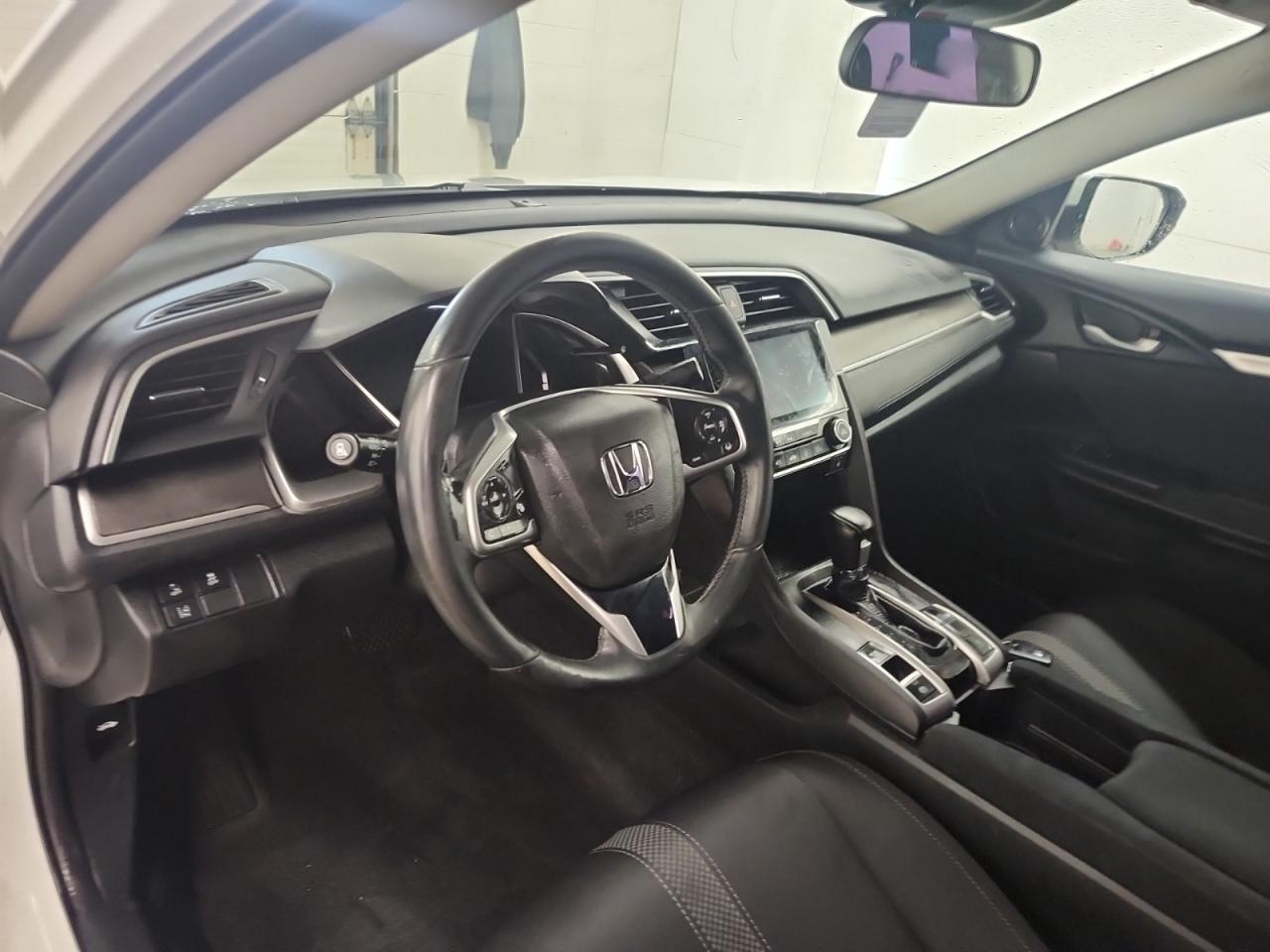 2019 Honda Civic EX | NO ACCIDENTS | 17 SERVICE RECORDS Photo