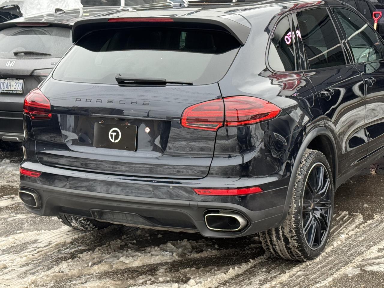 2016 Porsche Cayenne | PREMIUM | BOSE | PANO | RED LEATHER Photo