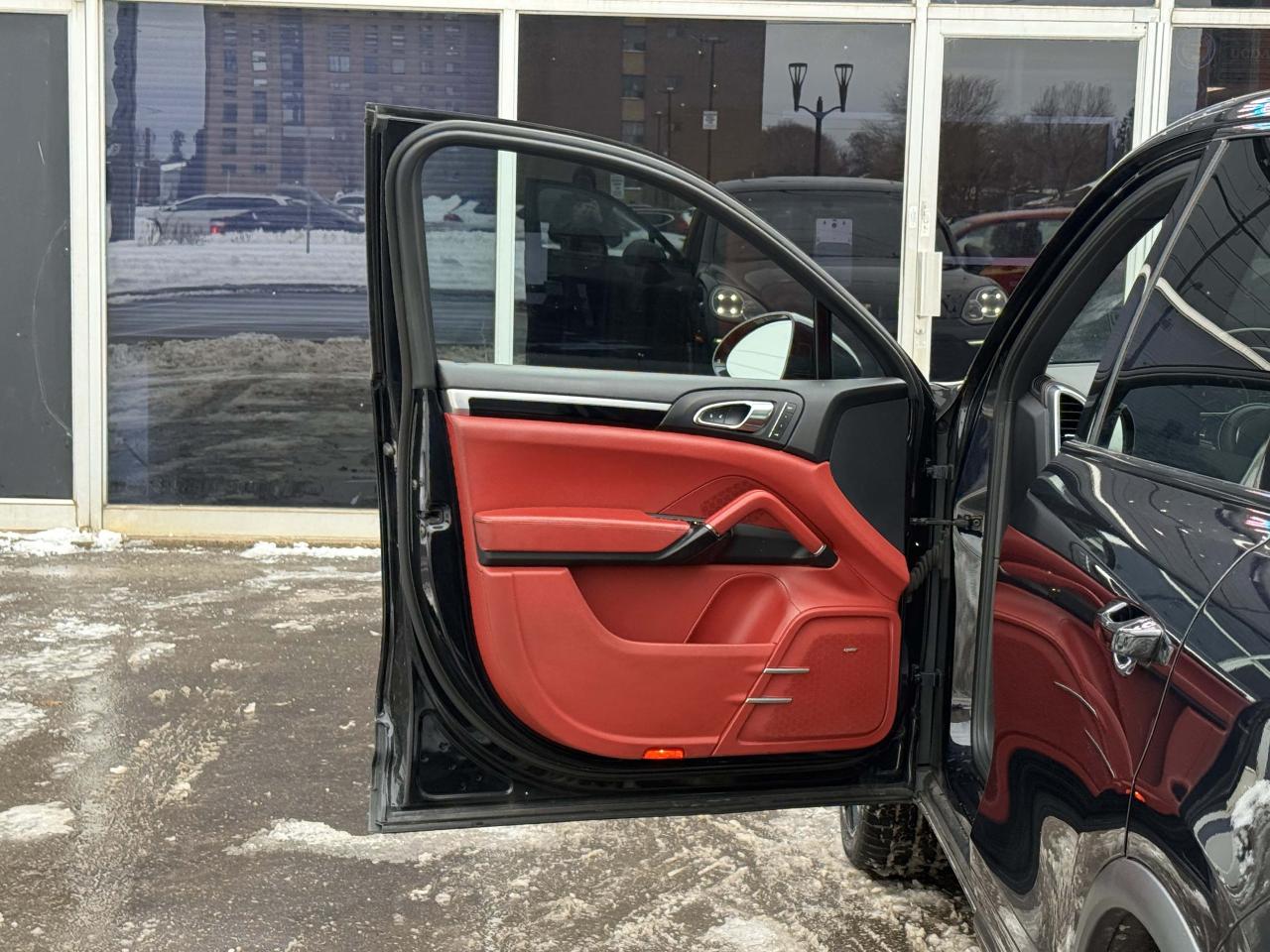 2016 Porsche Cayenne | PREMIUM | BOSE | PANO | RED LEATHER Photo