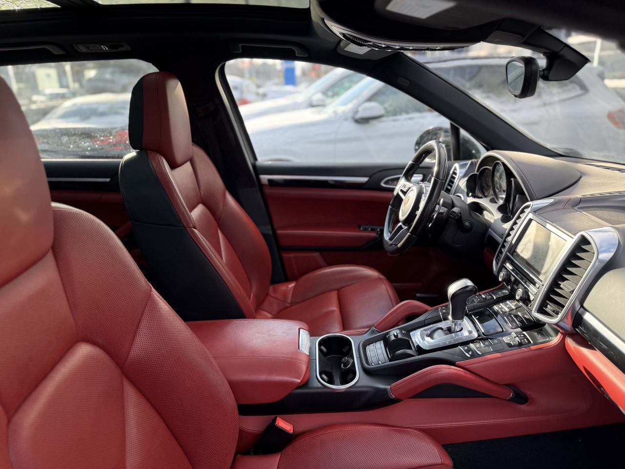 2016 Porsche Cayenne | PREMIUM | BOSE | PANO | RED LEATHER Photo