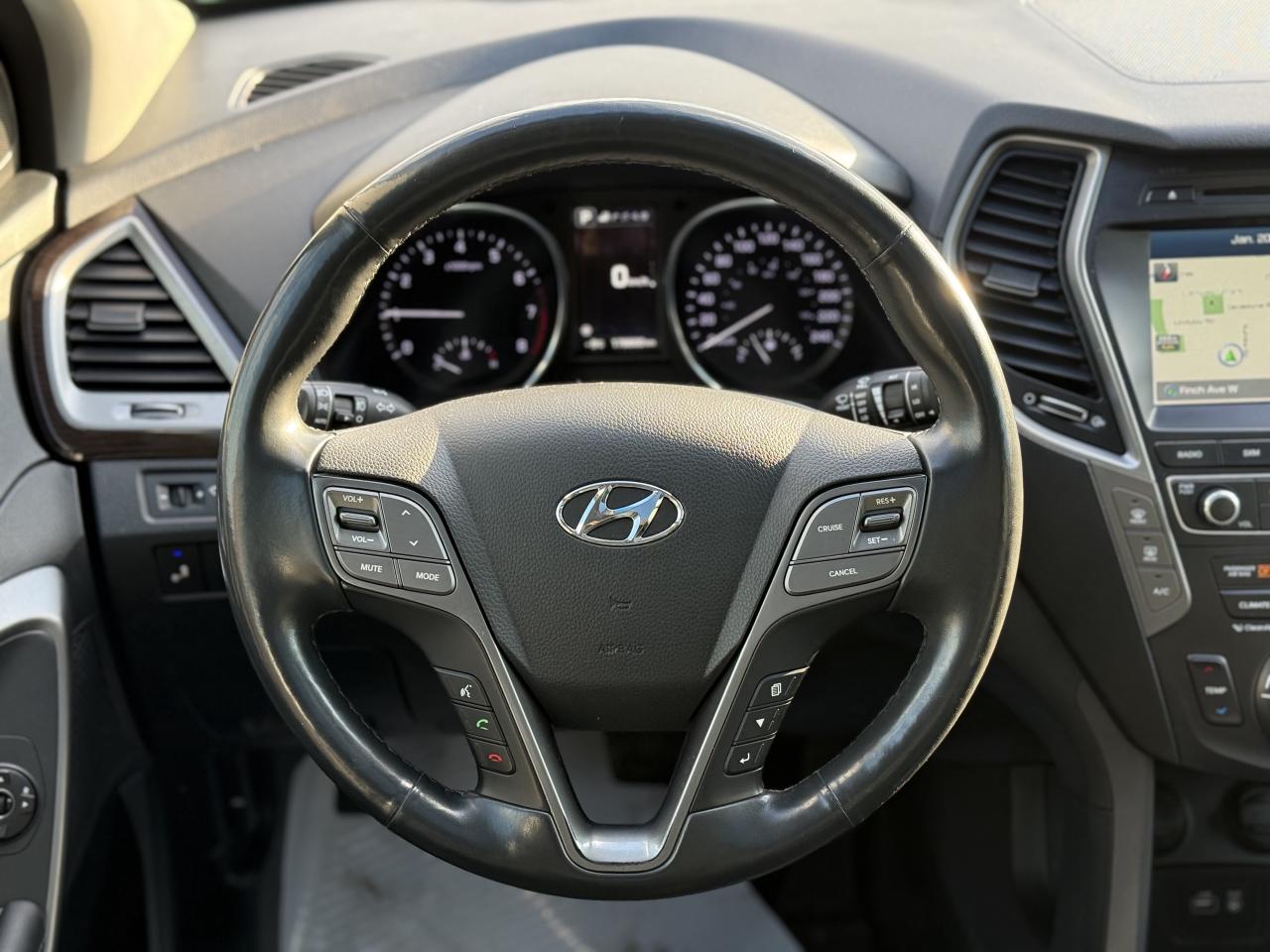 2017 Hyundai Santa Fe LIMITED SE | INFINITY SOUND | PANO | NAVI | REAR C Photo