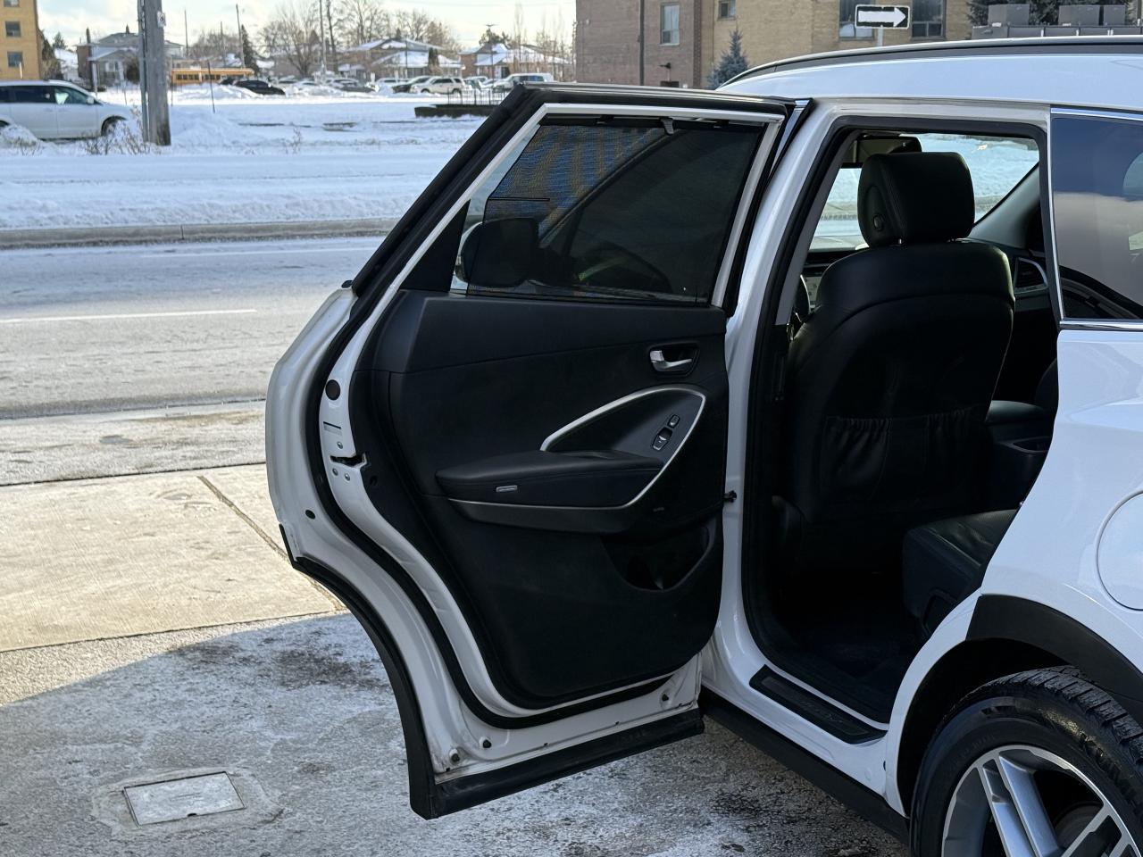 2017 Hyundai Santa Fe LIMITED SE | INFINITY SOUND | PANO | NAVI | REAR C Photo