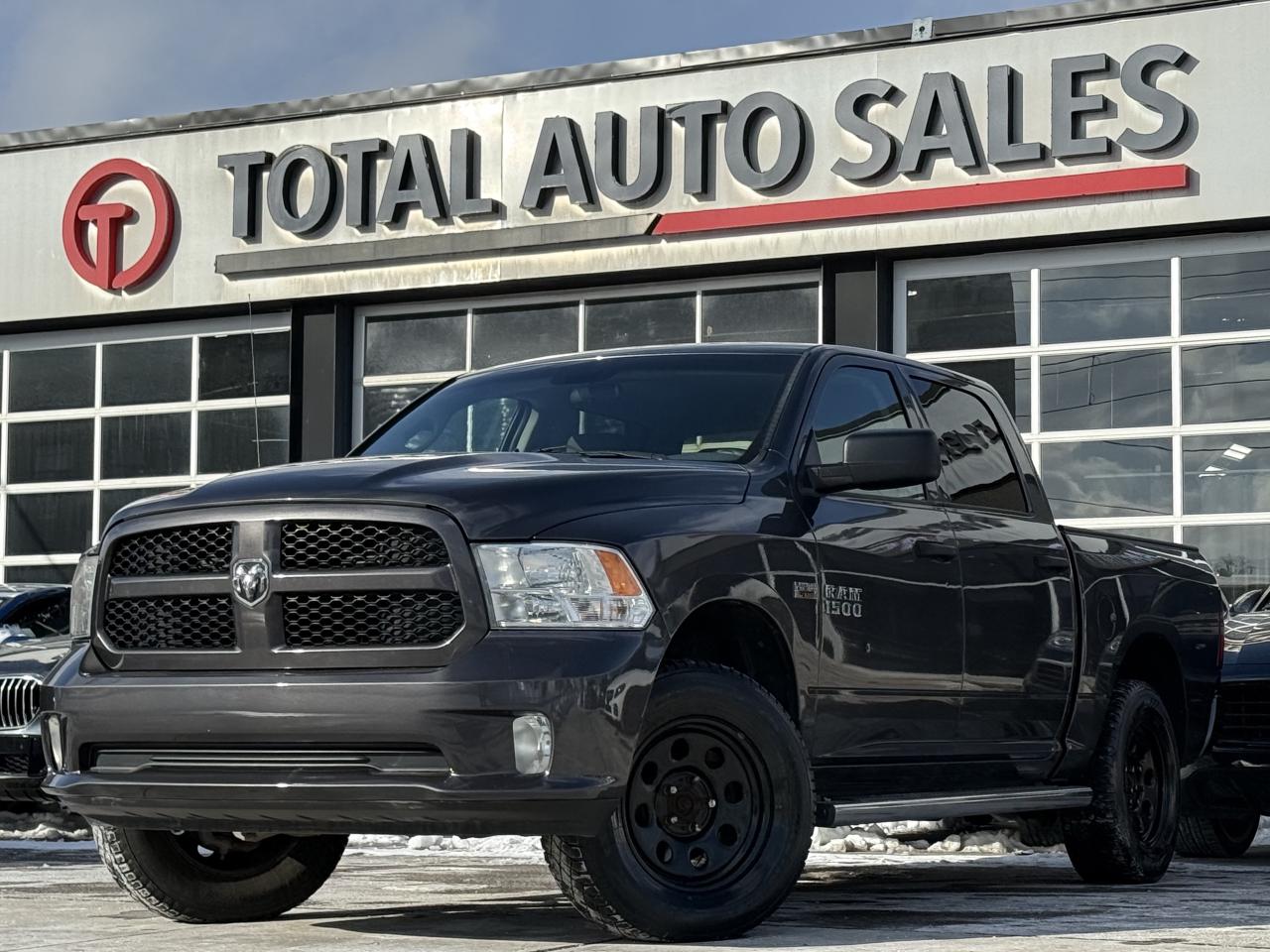 ** JUST ARRIVED! DONT MISS OUT ON THIS ONE!! ** <br/> ** NO ACCIDENTS, CLEAN TITLE, CARFAX VERIFIED! ** <br/> ** RATES AS LOW AS 6.99 OAC ** <br/> <br/> <br/> ===>> WE FINANCE ALL CREDIT TYPES! NEW TO THE COUNTRY?! NO PROBLEM! BAD CREDIT?! NO PROBLEM! <br/> ===>> YOU CAN APPLY ONLINE ON OUR WEBSITE OR IN PERSON! <br/> <br/> <br/> **GORGEOUS GREY EXTERIOR ! COMES EQUIPPED WITH BACK UP CAMERA WITH PARKING ASSIST, & MUCH MUCH MORE!! ** <br/> <br/> <br/> >>>> FOLLOW US ON INSTAGRAM @ <br/> TOTALAUTOSALES <br/> <br/> <br/> *** PLEASE CALL (437) 494-3945 ** <br/> OUR NEW LOCATION: <br/> 2430 FINCH AVE WEST, NORTH YORK, M9M 2E1 <br/> <br/> <br/> *** CERTIFICATION: Have your new preowned vehicle certified at TOTAL AUTO SALES! We offer a full safety inspection exceeding industry standards, including oil change and professional detailing before delivery. Vehicles are not drivable, if not certified or e-tested, a certification package is available for $995. All trade-ins are welcome. Taxes, Finance fee and licensing are extra.**. <br/> <br/> <br/> ** WARRANTY. We provide extended warranties up to 48m with optional coverage up to 10,000$ per/claim with unlimited kms. ** <br/> *** PLEASE CALL (437) 494-3945 *** <br/> TOTAL AUTO SALES 2430 FINCH AVE WEST, NORTH YORK, M9M 2E1 <br/> <br/> <br/> ** To the best of our ability, we have made an effort to ensure that the information provided to you in this ad is accurate. We do not take any responsibility for any errors, omissions or typographic mistakes found on all our ads. Prices may change without notice. Please verify the accuracy of the information with our sales team. ** <br/>