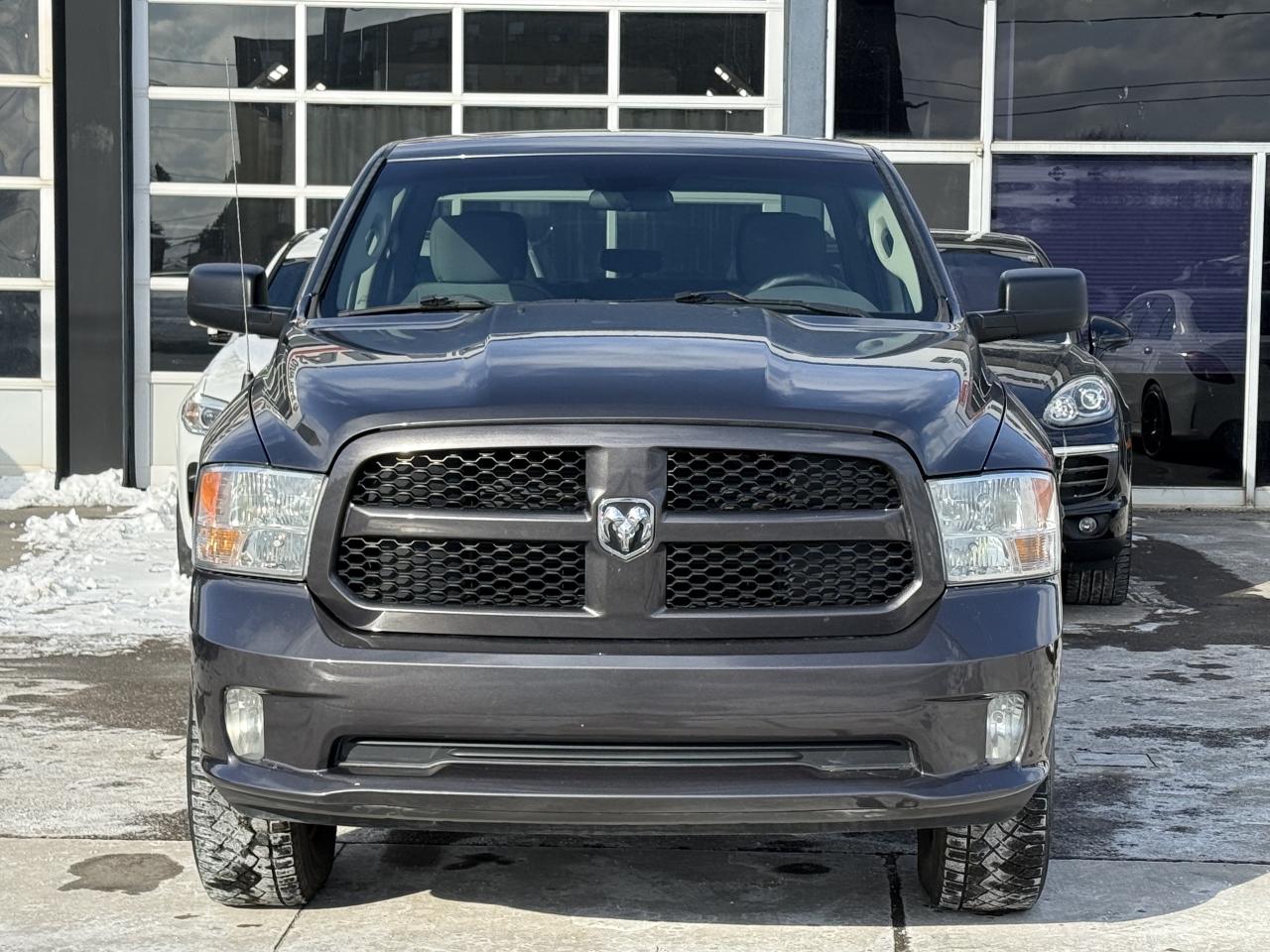 2017 RAM 1500 TRADESMAN | 5.7 V8 | BACK UP CAMERA Photo