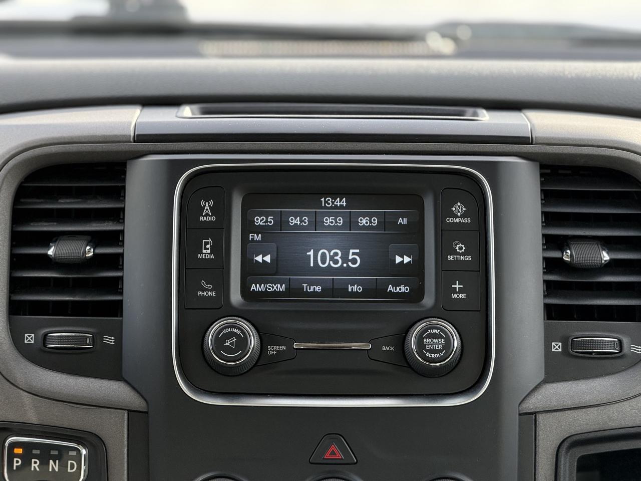 2017 RAM 1500 TRADESMAN | 5.7 V8 | BACK UP CAMERA Photo