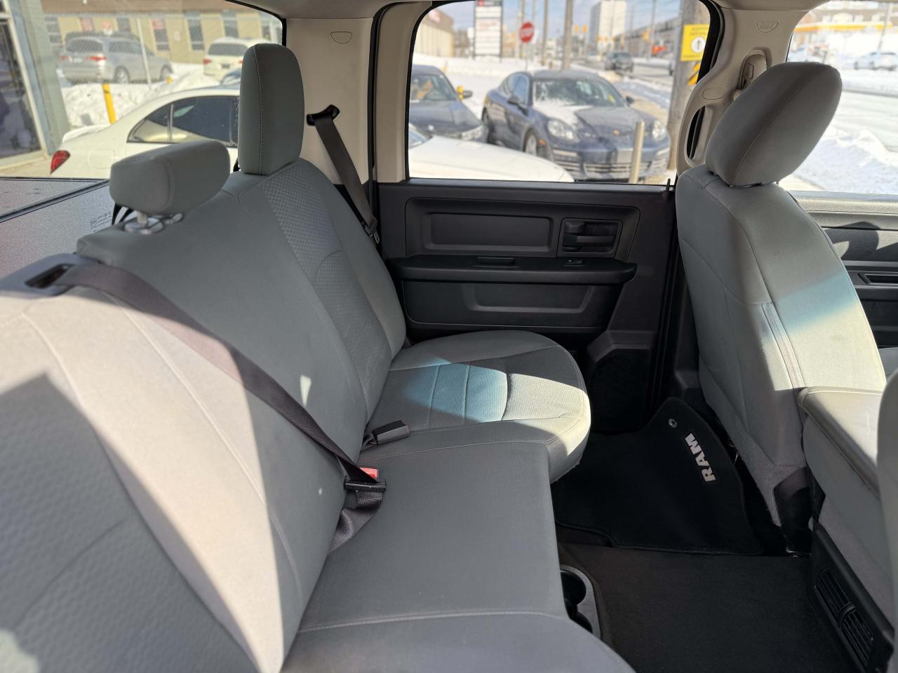 2017 RAM 1500 TRADESMAN | 5.7 V8 | BACK UP CAMERA Photo