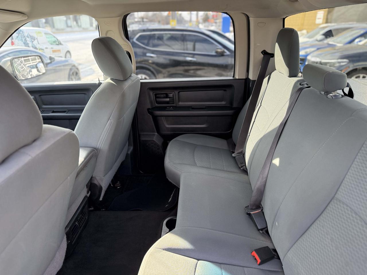 2017 RAM 1500 TRADESMAN | 5.7 V8 | BACK UP CAMERA Photo