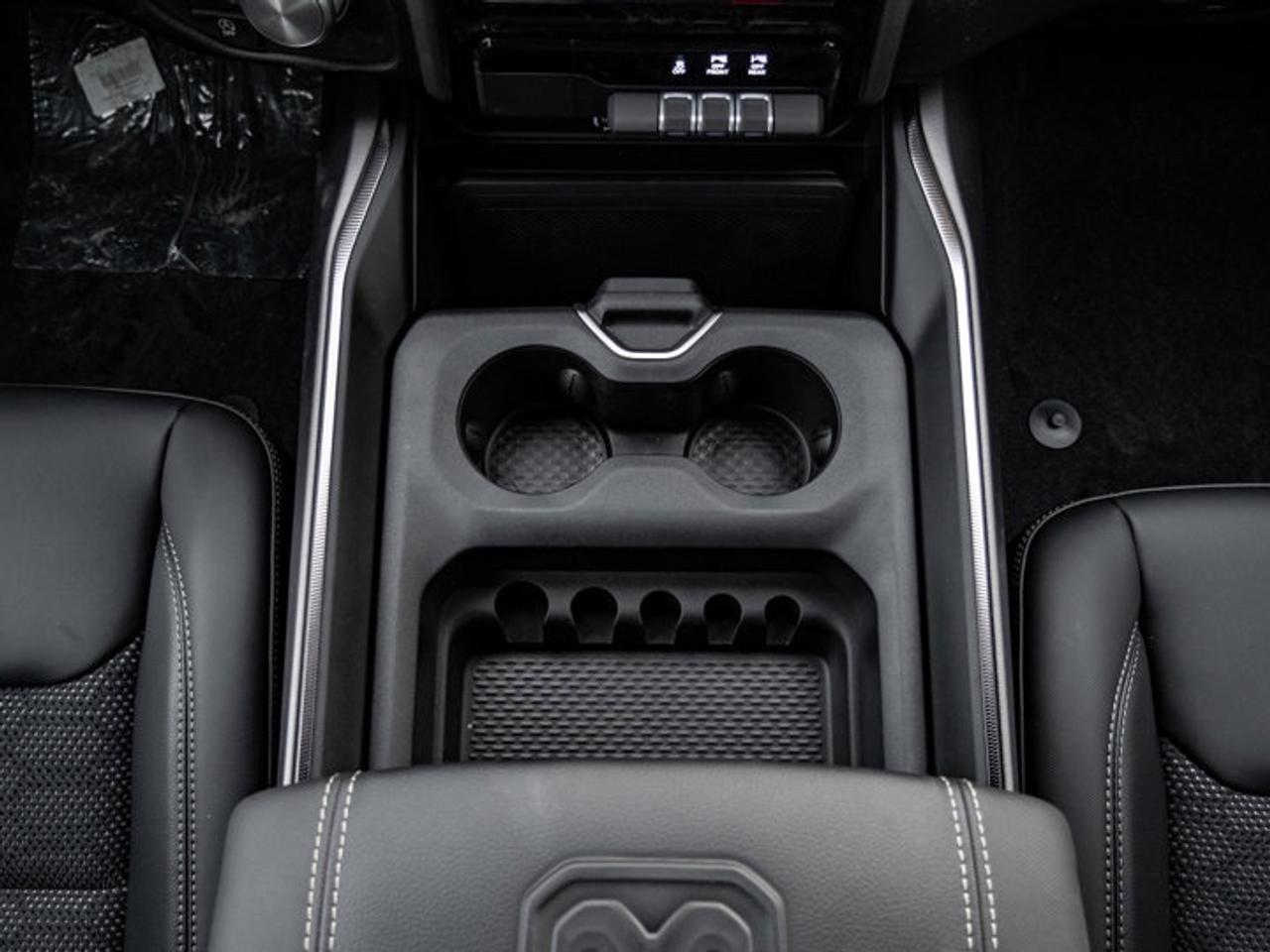 2026 RAM 1500 SPORT Photo