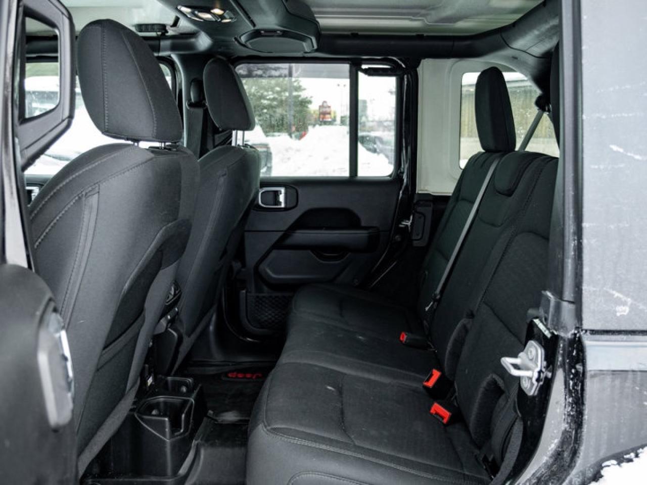 2020 Jeep Wrangler Unlimited Sahara Photo