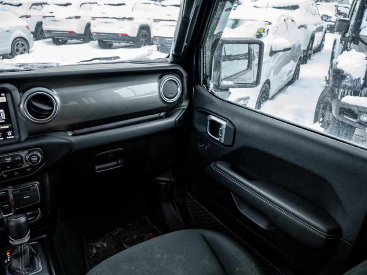 2020 Jeep Wrangler Unlimited Sahara Photo