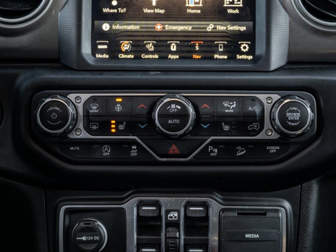 2020 Jeep Wrangler Unlimited Sahara Photo