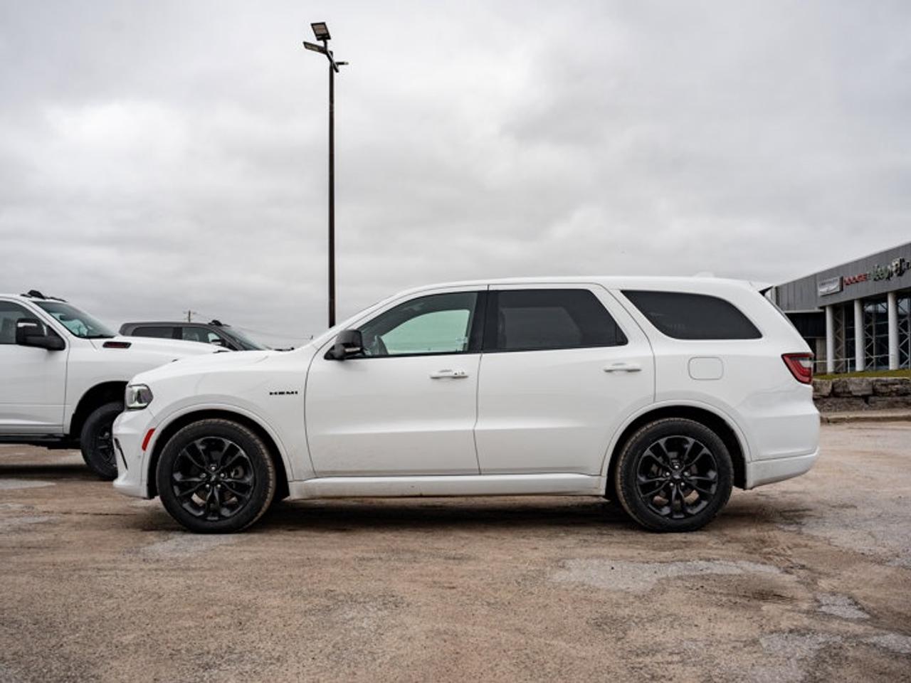 2022 Dodge Durango R/T Photo4