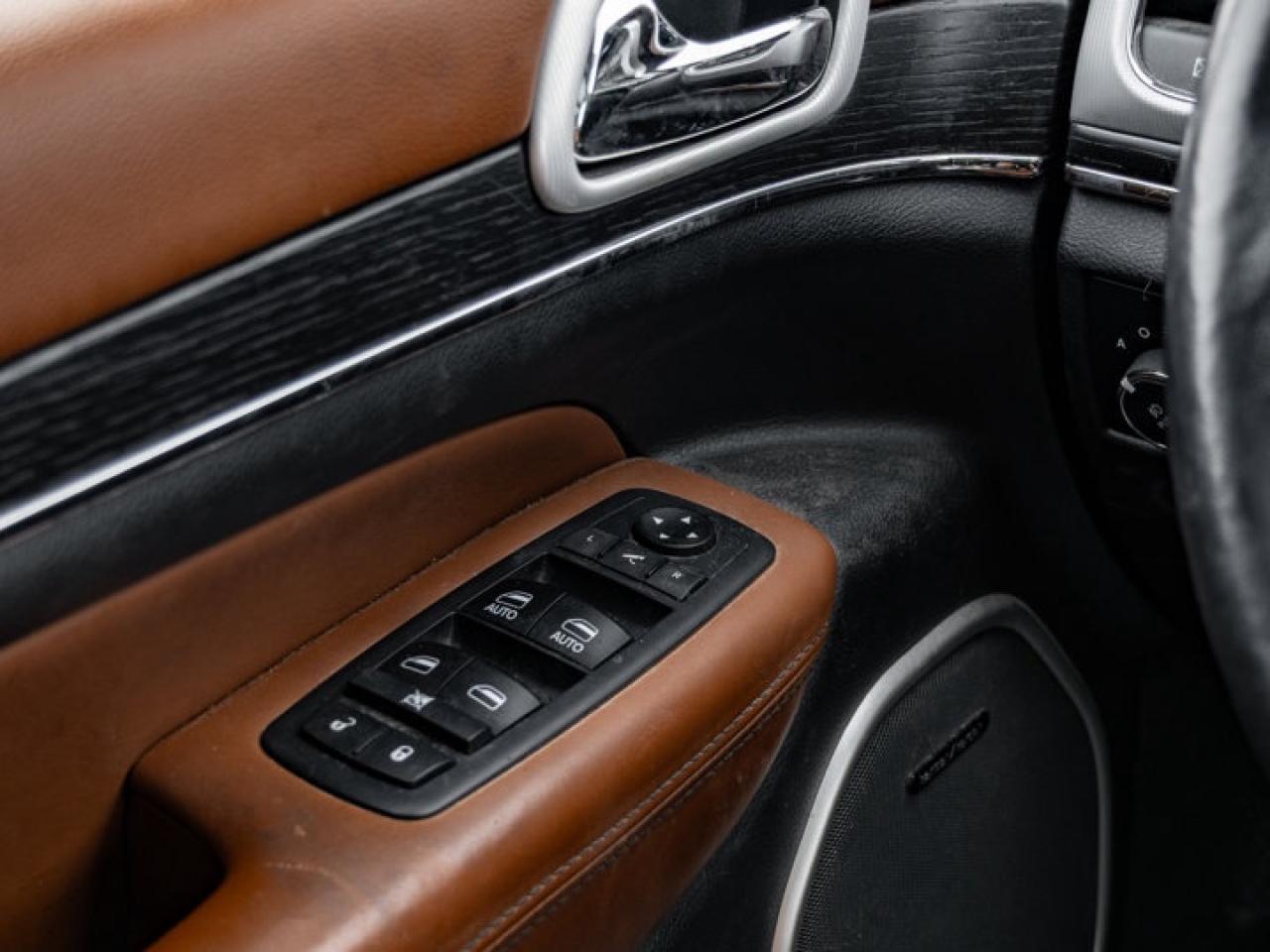 2018 Jeep Grand Cherokee Summit Photo