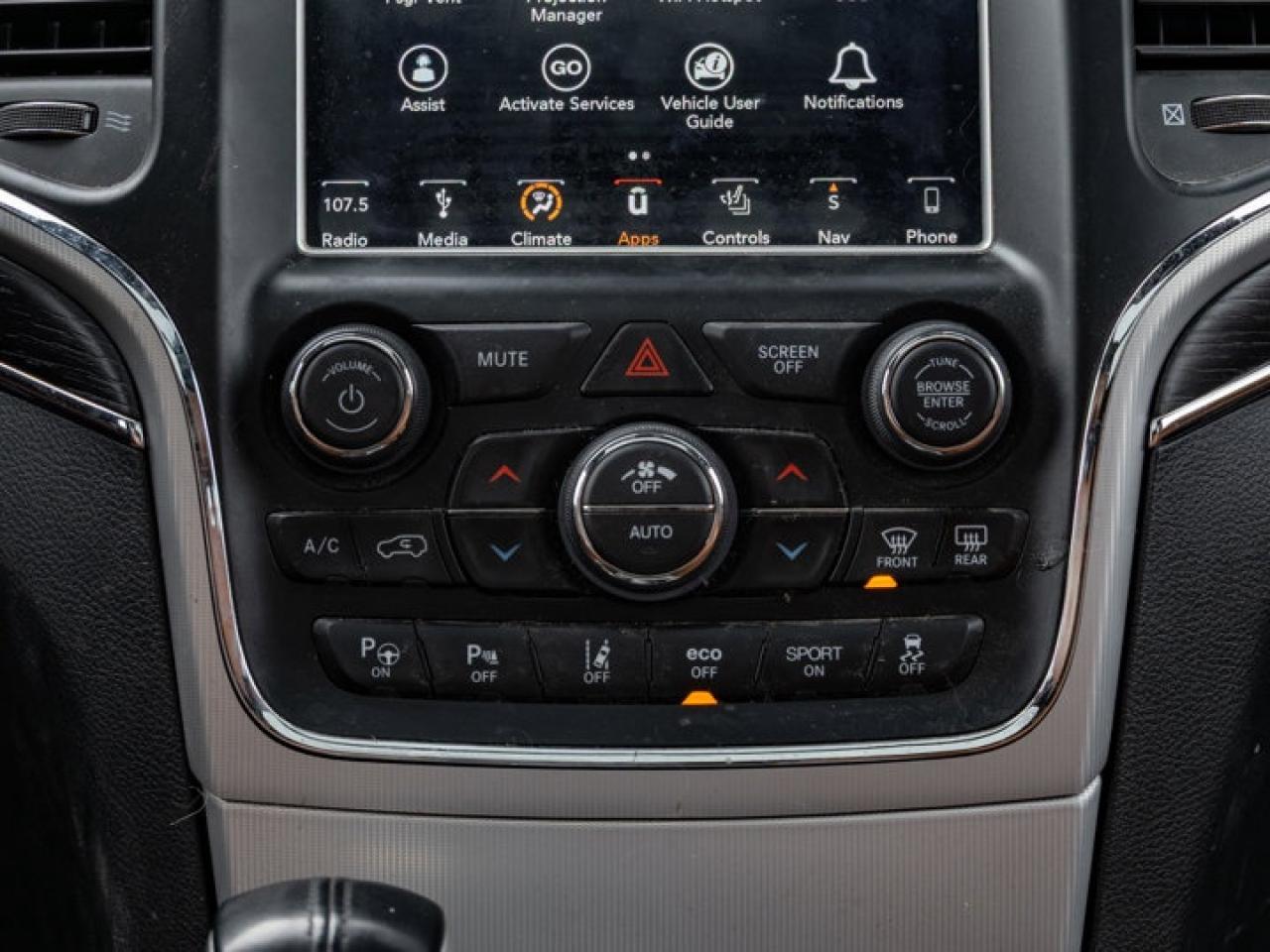 2018 Jeep Grand Cherokee Summit Photo