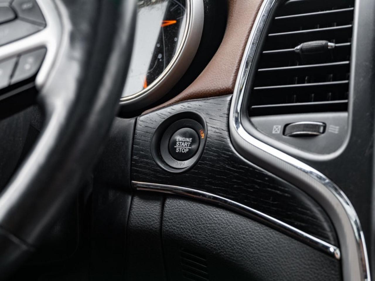 2018 Jeep Grand Cherokee Summit Photo