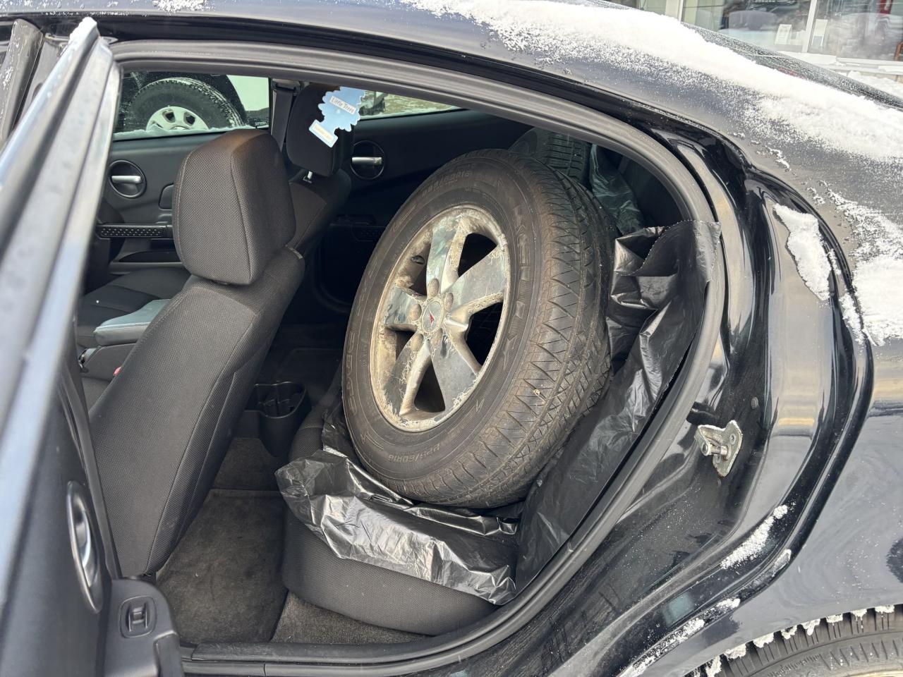 2008 Pontiac Grand Prix SEDAN, CLOTH, POWER WINDOWS, AS TRADED Photo