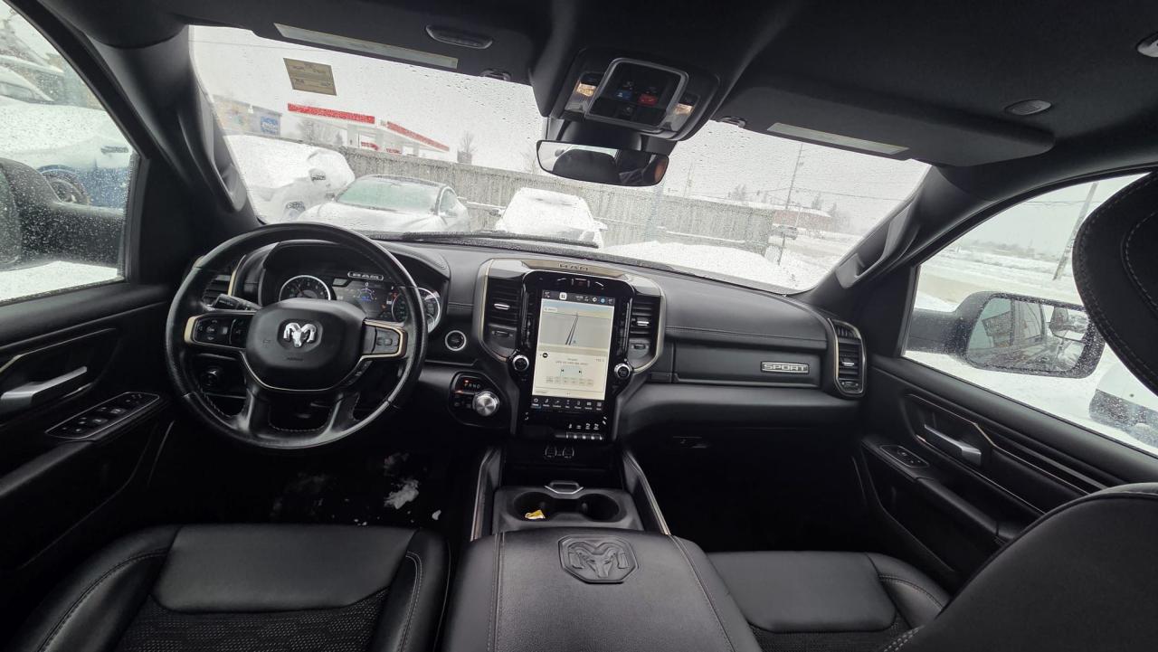 2022 RAM 1500 SPORT, CREW CAB, BIG SCREEN, ONLY 49KMS, CERTIFIED Photo