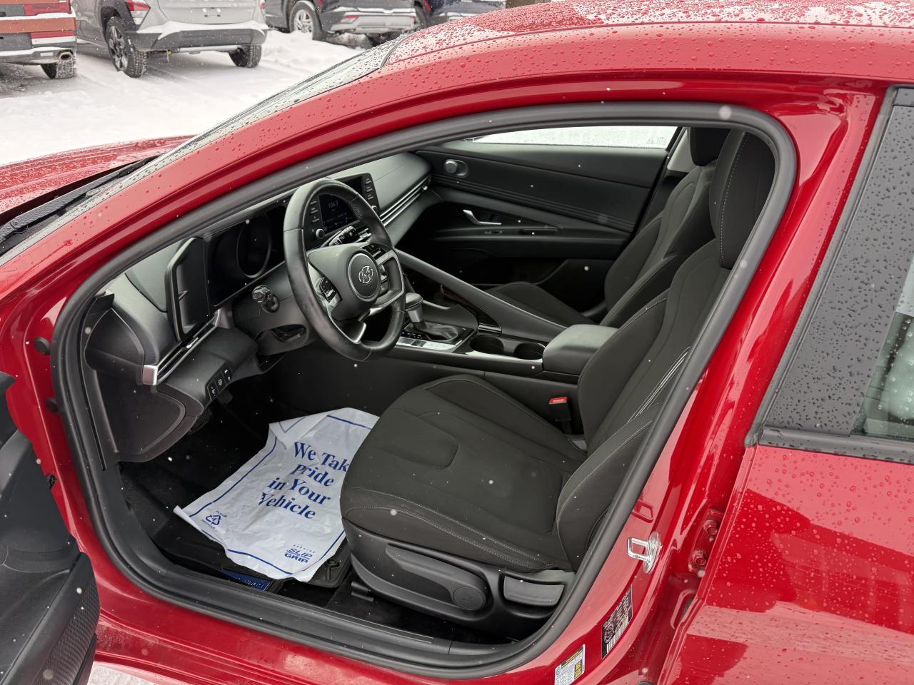 2022 Hyundai Elantra Preferred Hybrid Photo