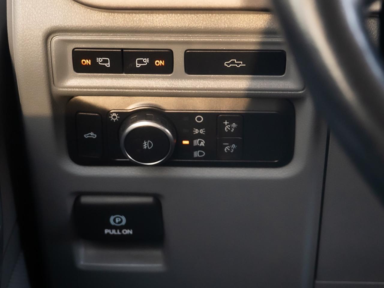 2021 Ford F-150 XLT Photo11