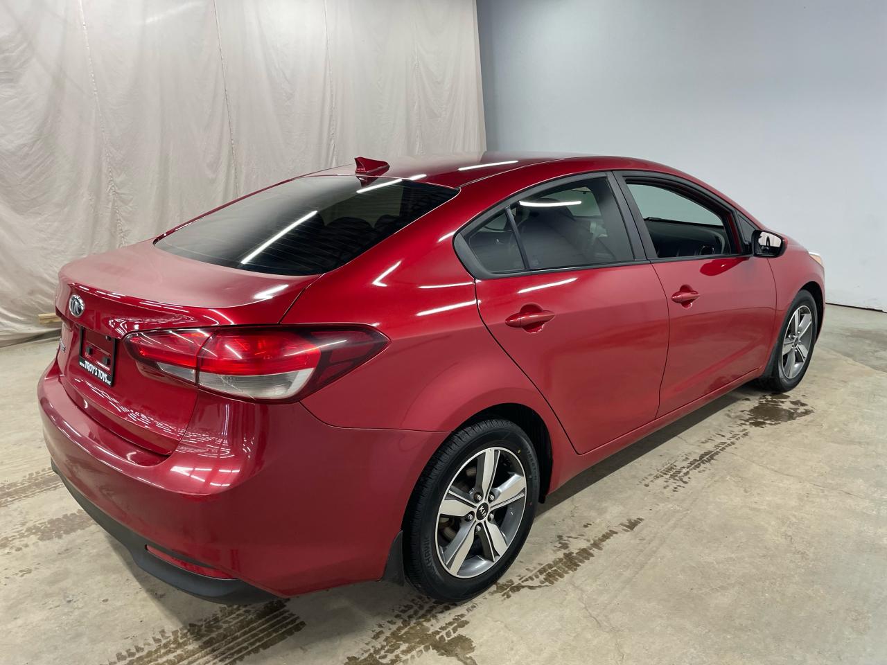 2018 Kia Forte LX Photo6