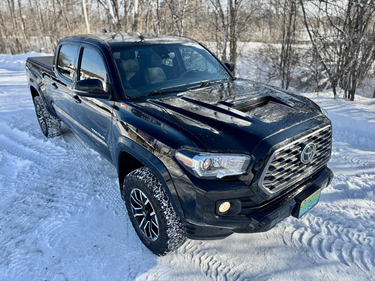 2023 Toyota Tacoma SR5 TRD SPORT 4WD CREW Clean Carfax | Low KMS Photo