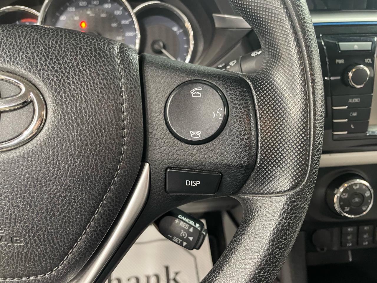 2016 Toyota Corolla LE Photo15