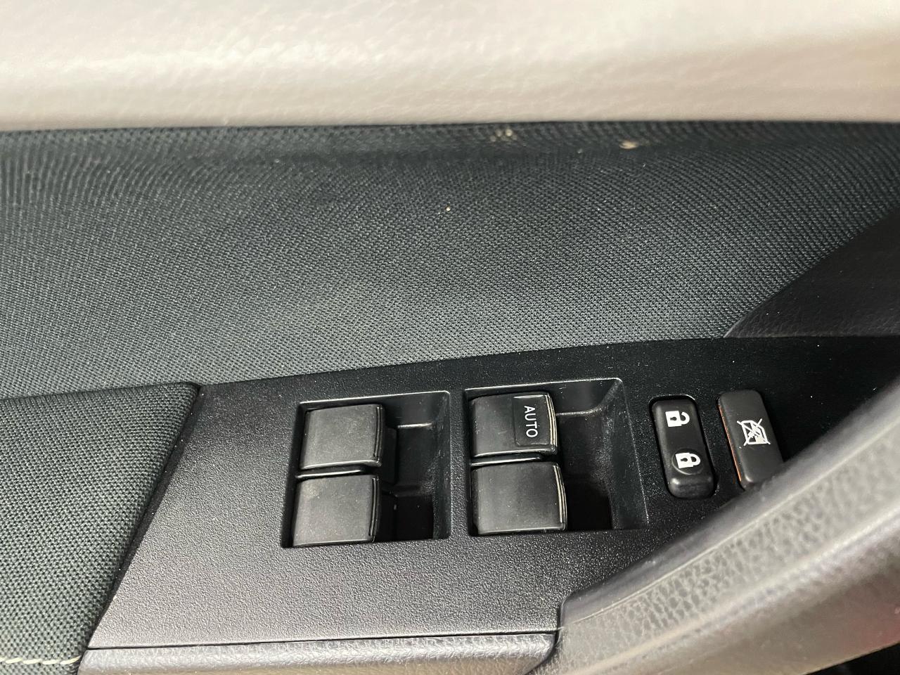 2016 Toyota Corolla LE | GLOSS BLACK WHEELS | HEATED SEATS | BLUETOOTH Photo