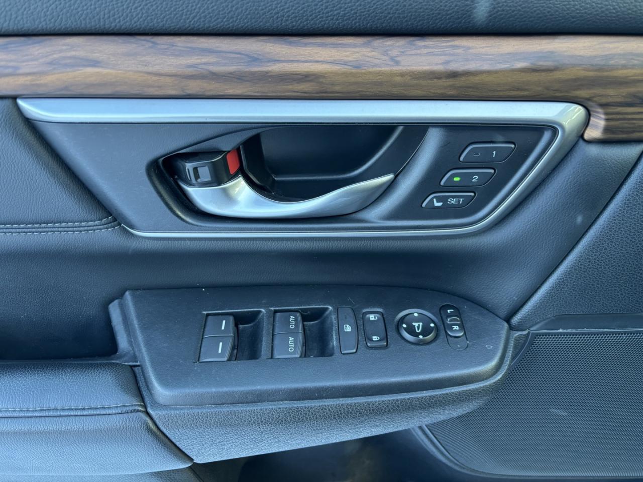 2021 Honda CR-V Touring Leather~AWD~NAVI~PANO-ROOF~ Photo