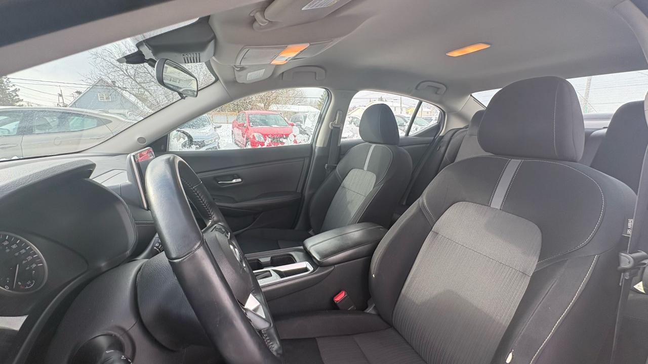 2021 Nissan Sentra SV Photo