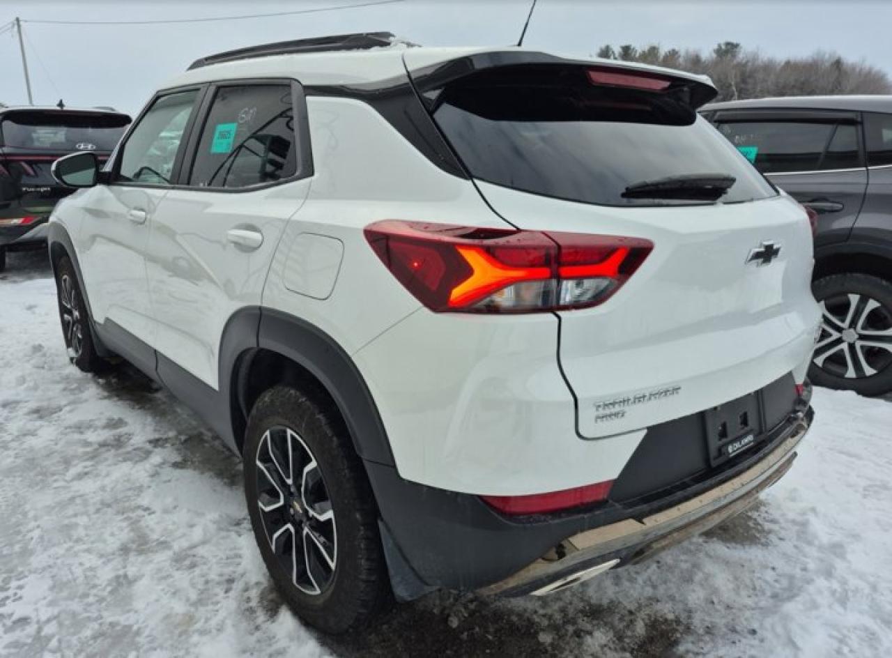 2023 Chevrolet TrailBlazer ACTIV AWD | Leather | Heated Seats | Bose Audio | Adaptive Cruise | Remote Start | and More ! Photo